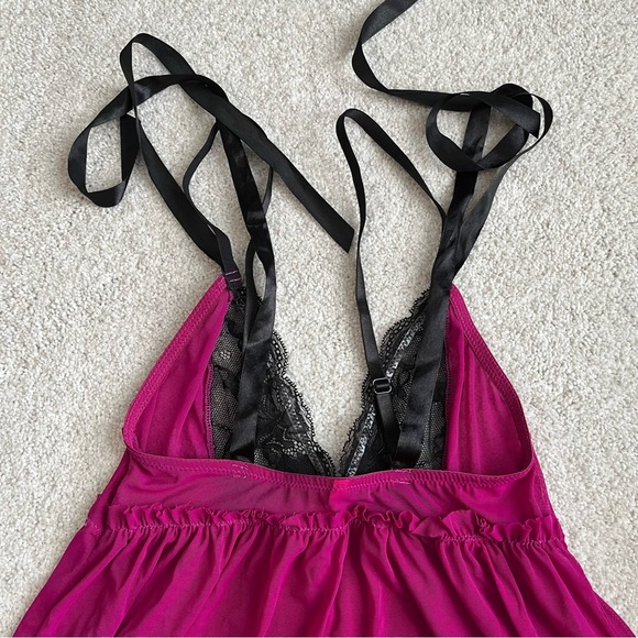 Hot Kiss fuchsia and black babydoll and thong panty set M - Picture 3 of 4